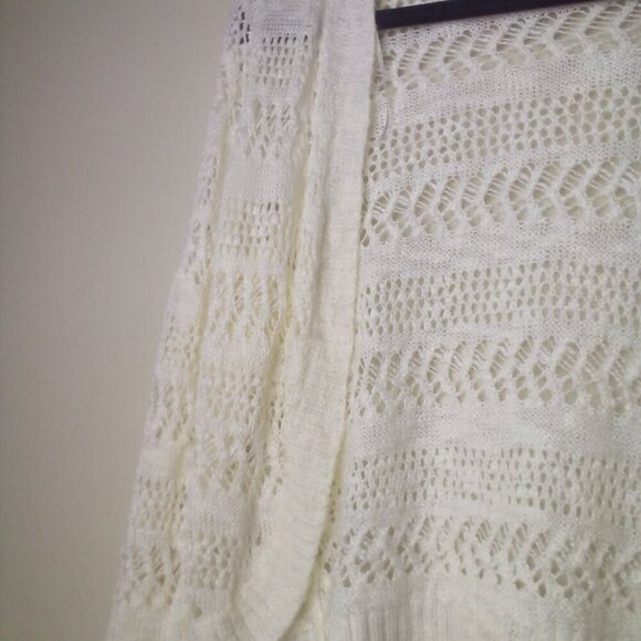 Cloud Chaser Cardigan Sweater Cropped Leightweight Open Long Sleeve White - Picture 8 of 16